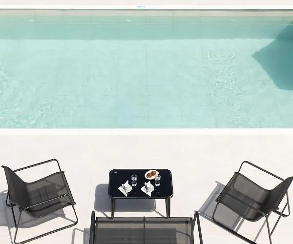 Elena Private Pool בית נופש