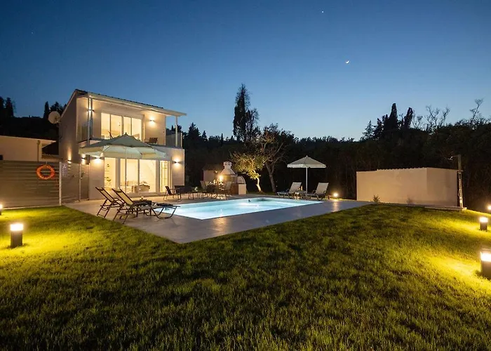 Elena Private Pool