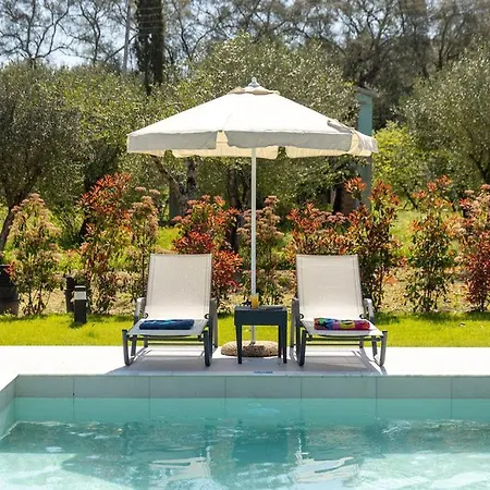 Elena Private Pool