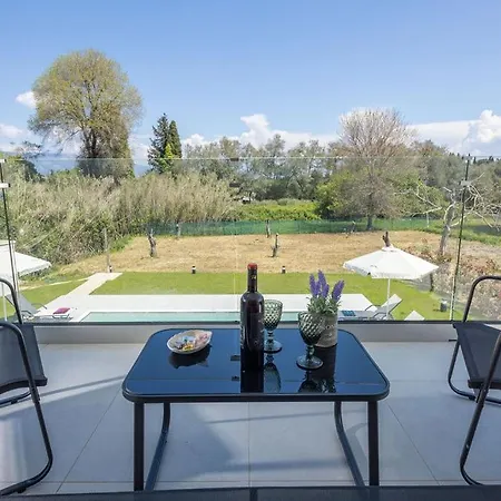 Elena Private Pool Holiday home *