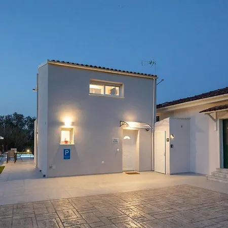 Casa vacanze Elena Private Pool *