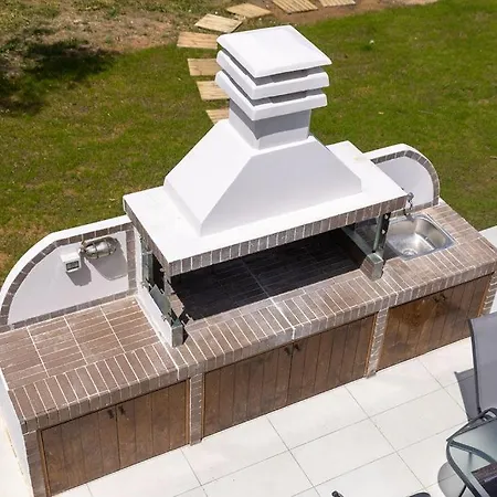 Elena Private Pool * Kontokali