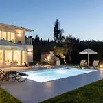Elena Private Pool Nyaraló Kondókali
