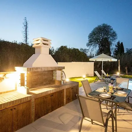 Elena Private Pool