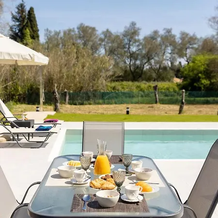 Elena Private Pool Ferienhaus *